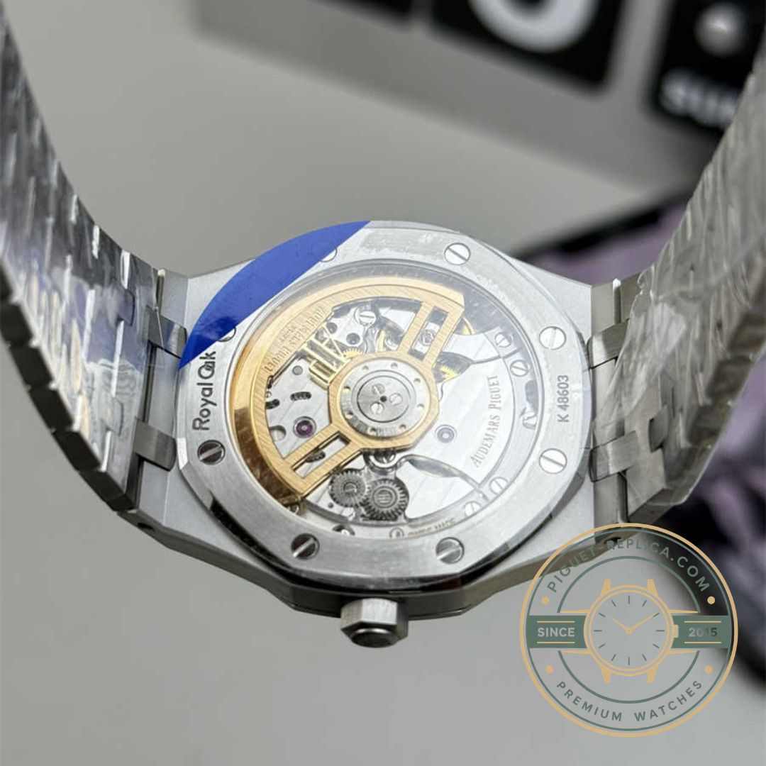 Replica Audemars Piguet Royal Oak 15500ST 41mm black dial with stainless steel bracelet