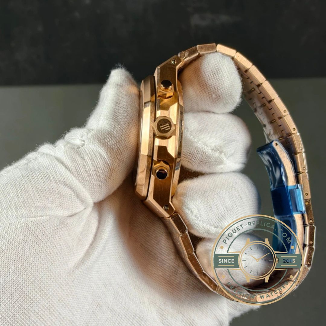 Audemars Piguet replica Royal Oak 26240 with sapphire crystal and anti-reflective coating