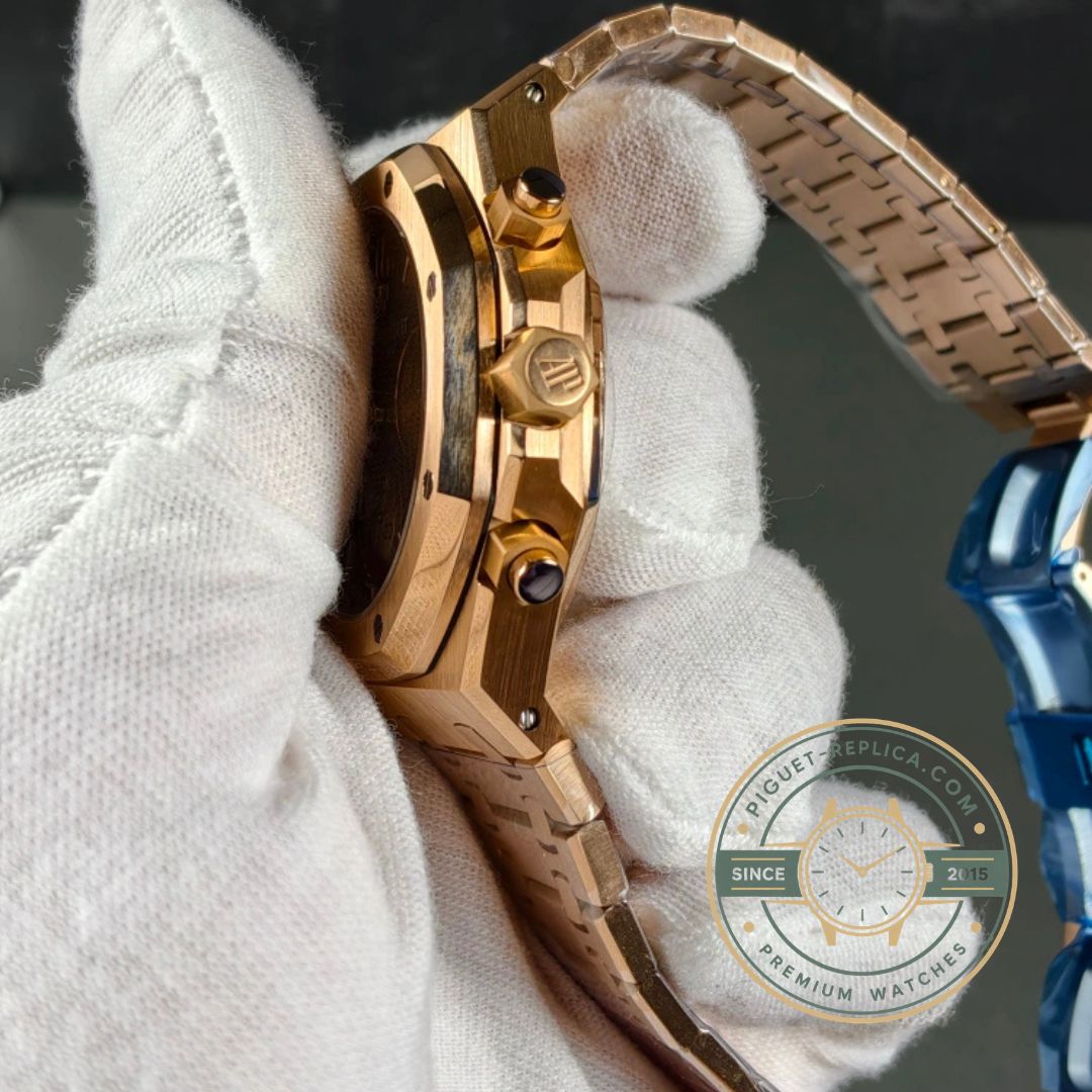 AP Royal Oak super clone 26240 featuring a brown Grande Tapisserie dial and two-tone bracelet