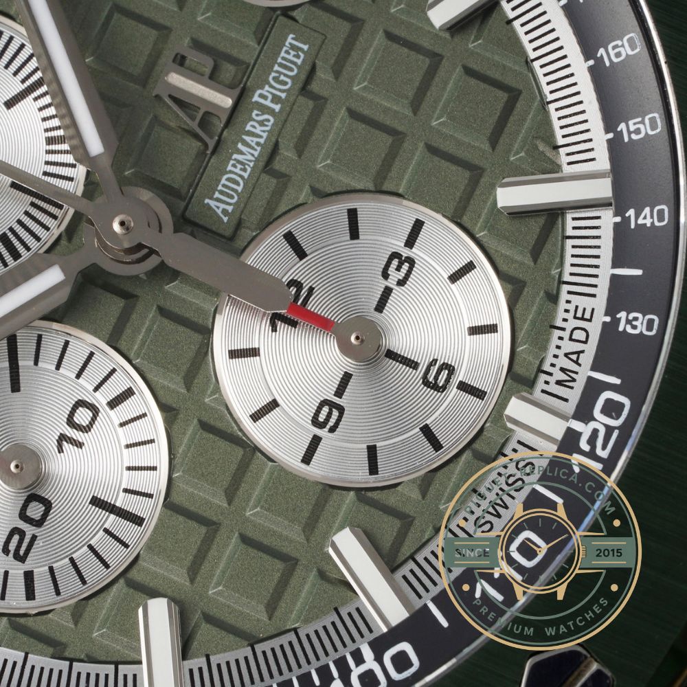 AP watch replica 26400SO with green dial, octagonal bezel, and Offshore chronograph style