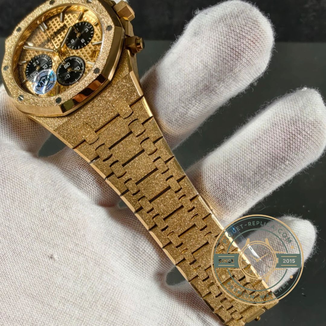 Super clone Audemars Piguet Royal Oak 26240BA replica with yellow gold case and bracelet