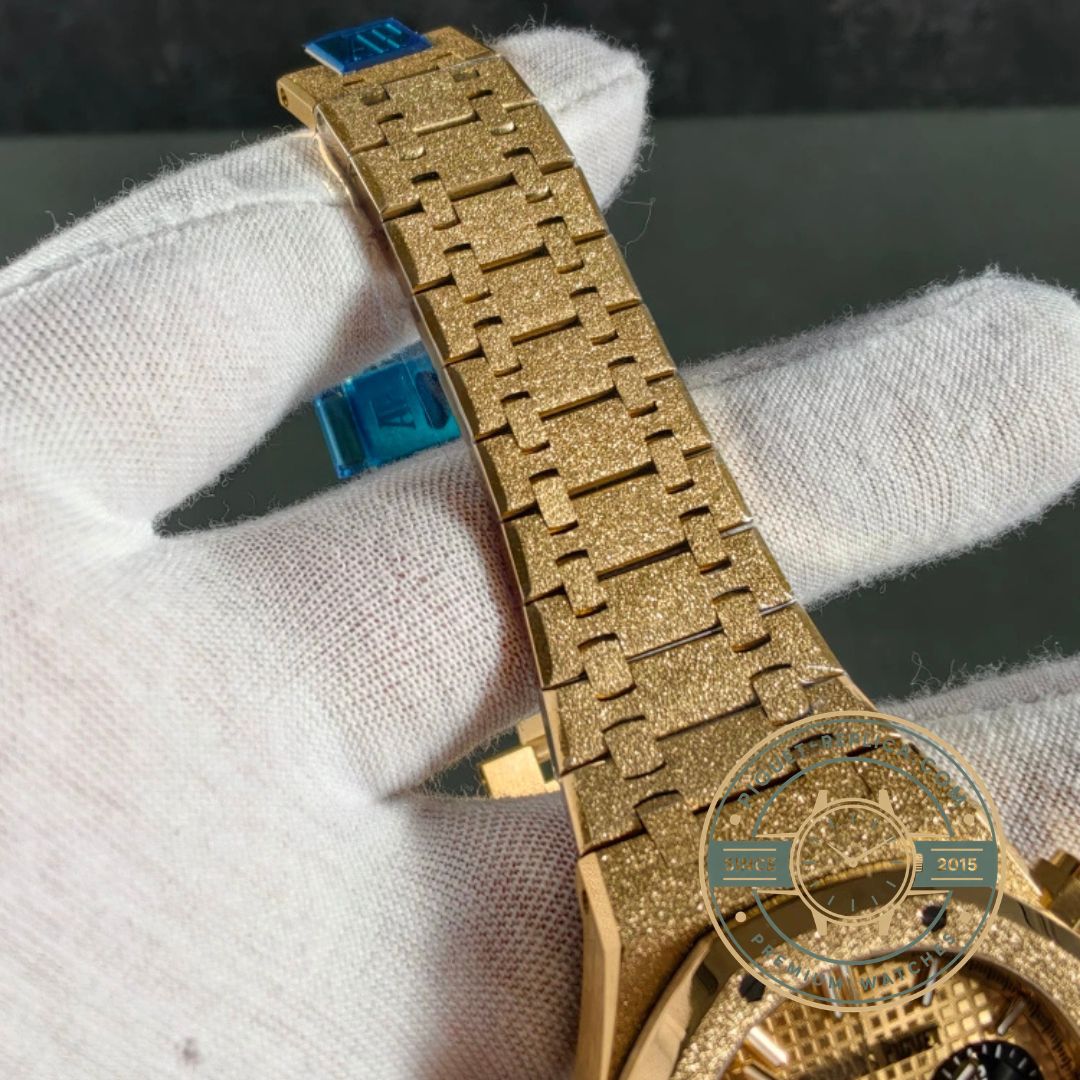 Royal Oak replica 26240BA 41mm with automatic chronograph, date display and yellow gold bracelet