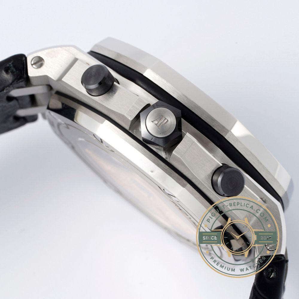 Audemars Piguet high quality replica 26470ST with an octagonal steel bezel, sapphire crystal and leather strap