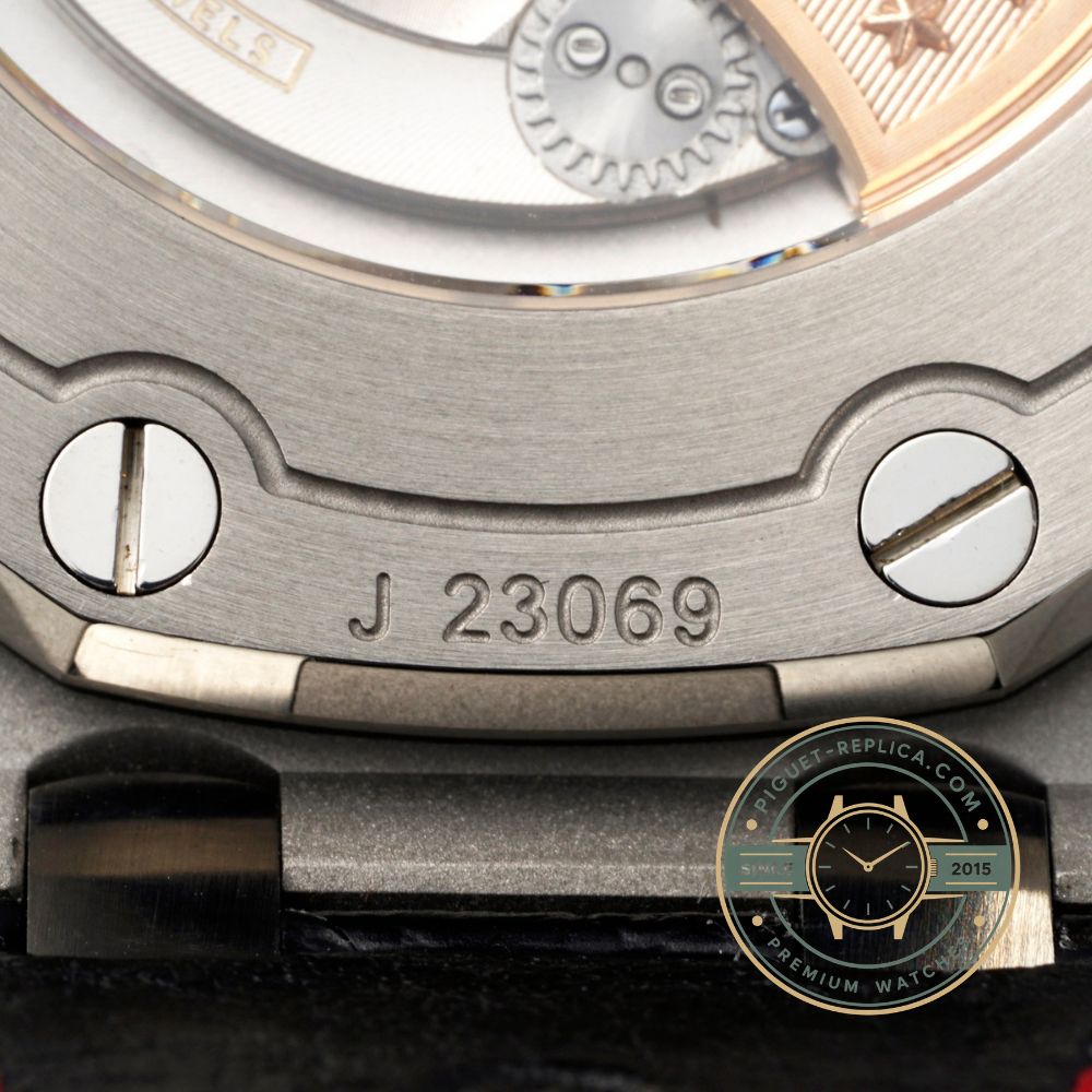 AP Royal Oak Offshore replica with a brown crocodile leather strap, steel case and ivory chronograph registers
