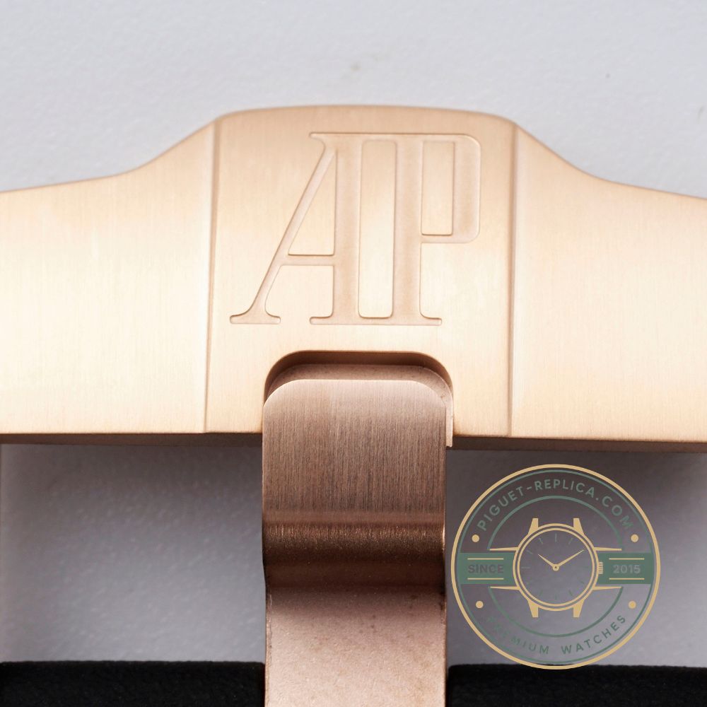 Audemars Piguet Royal Oak Offshore 26401RO replica wrist view showing rose gold and black ceramic combination