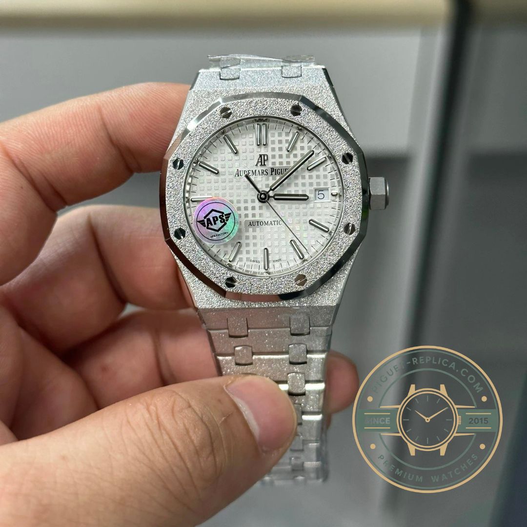 Audemars Piguet Royal Oak 15454BC 37mm white gold replica watch with white dial