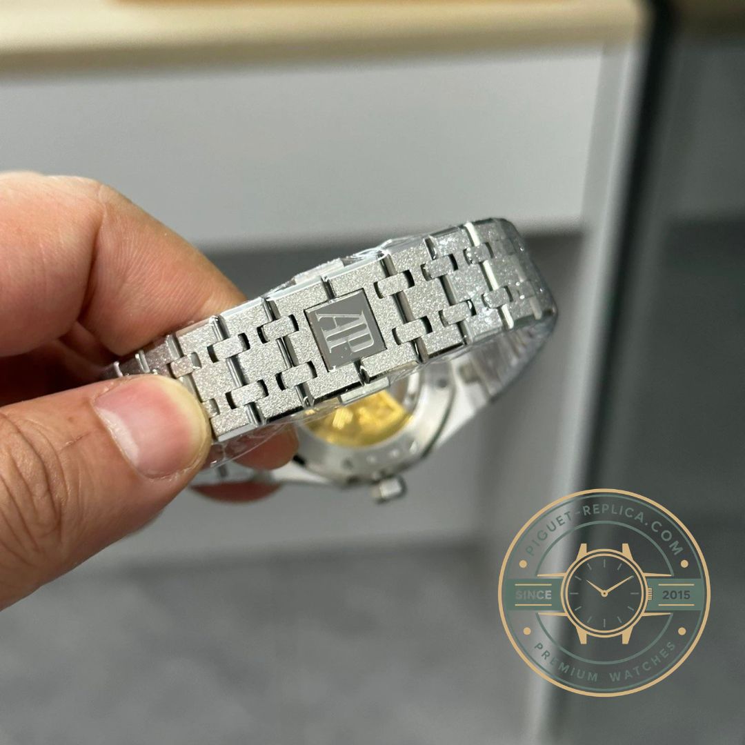 Audemars Piguet Royal Oak 15454BC 37mm replica watch with leather strap and deployment clasp