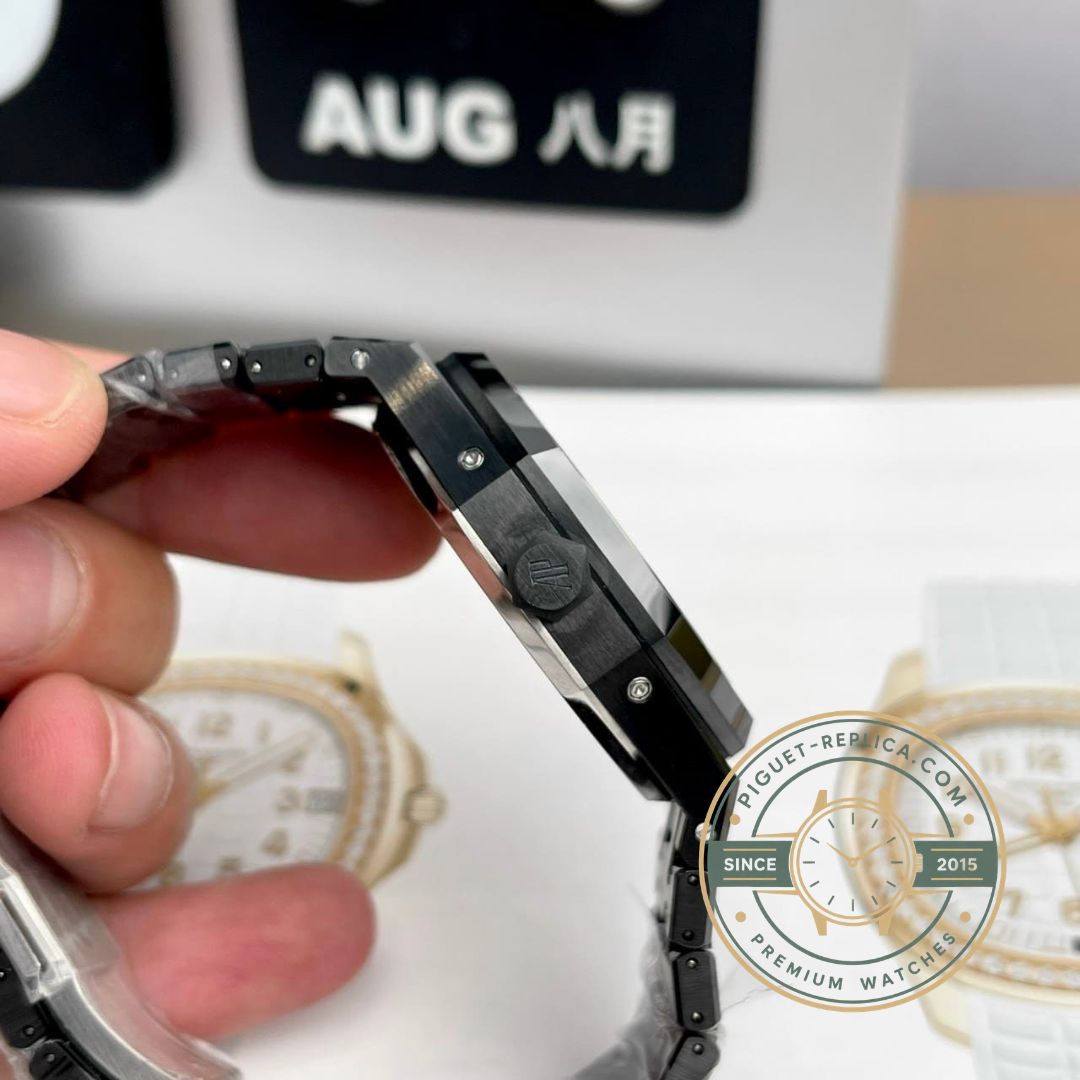 Audemars Piguet super clone 26579CE side view showing ceramic case profile
