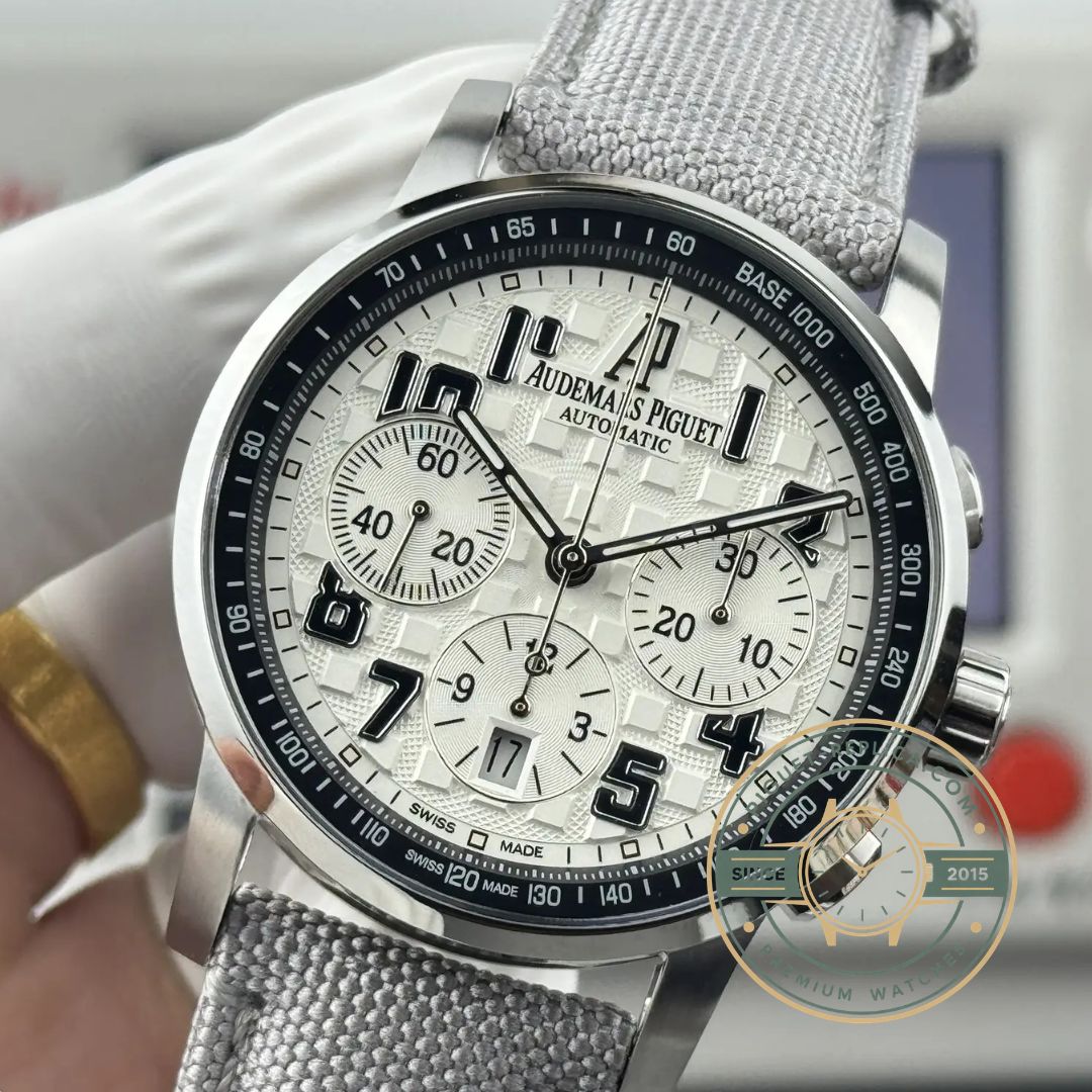 Super clone AP Code 11.59 automatic replica watch with realistic details