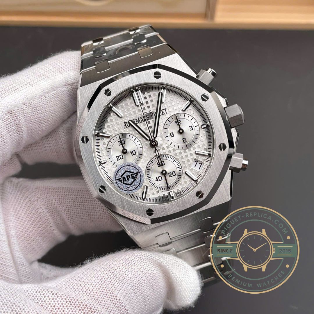Super clone Audemars Piguet Royal Oak 26240ST replica with white dial and stainless steel case
