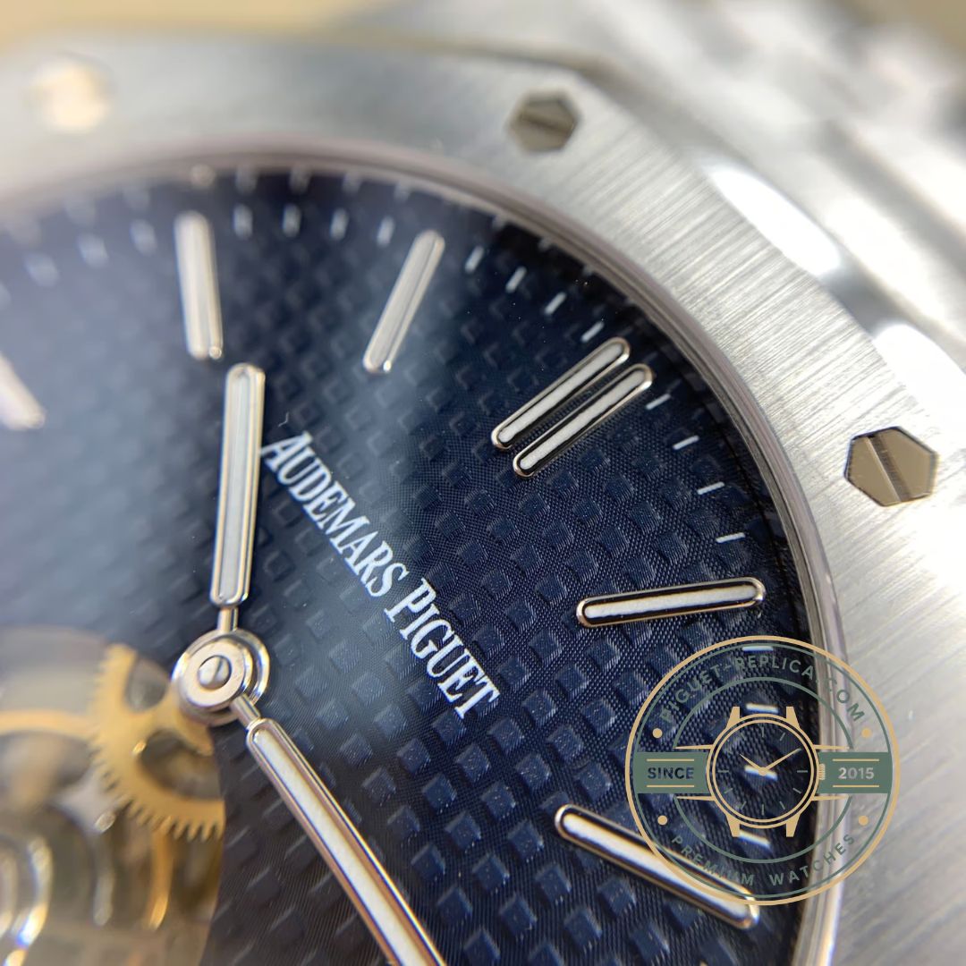 Replica Audemars Piguet Tourbillon 26510ST sapphire crystal and dial view