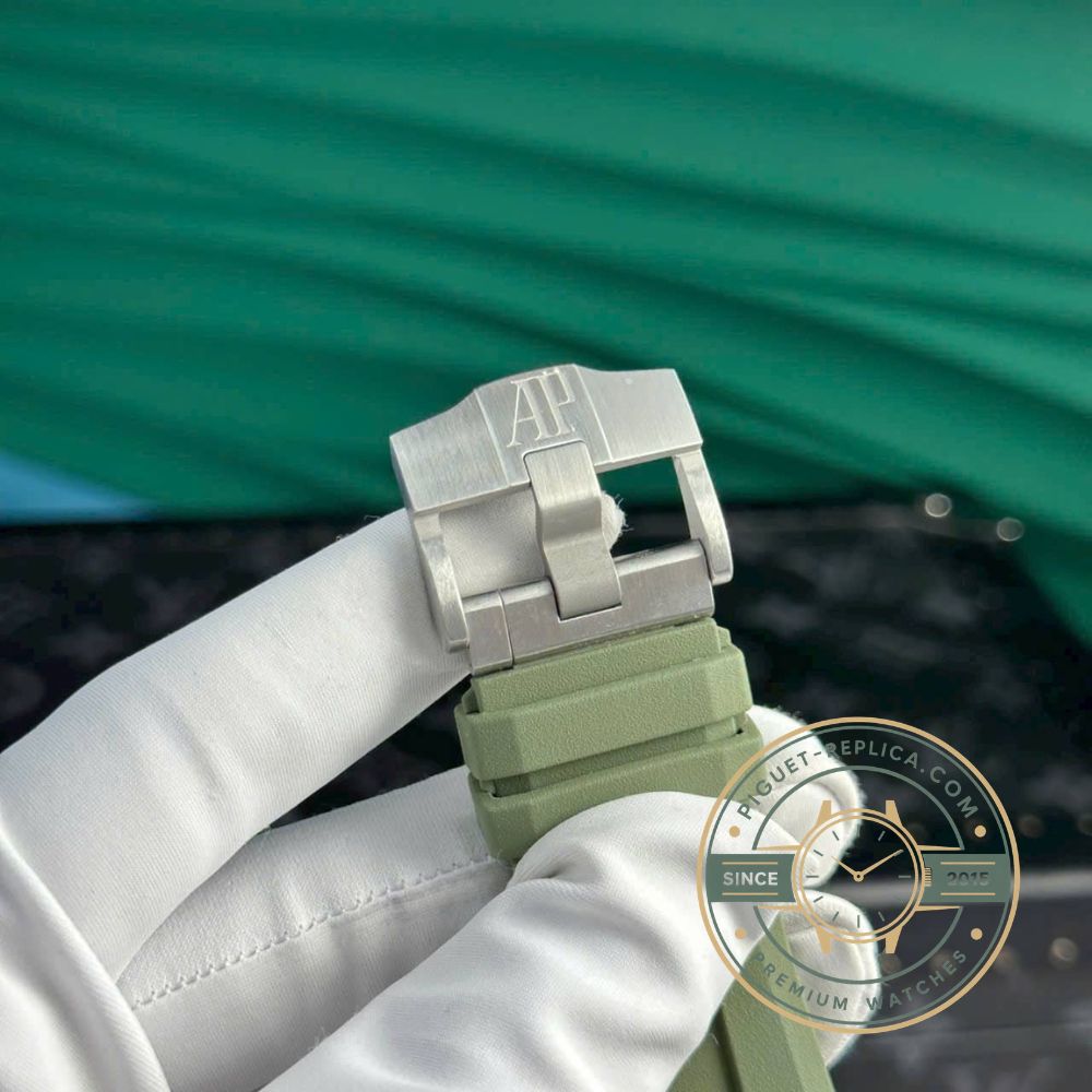 Royal Oak Offshore AP replica watch featuring khaki green dial, rubber strap, and Audemars Piguet inspired design
