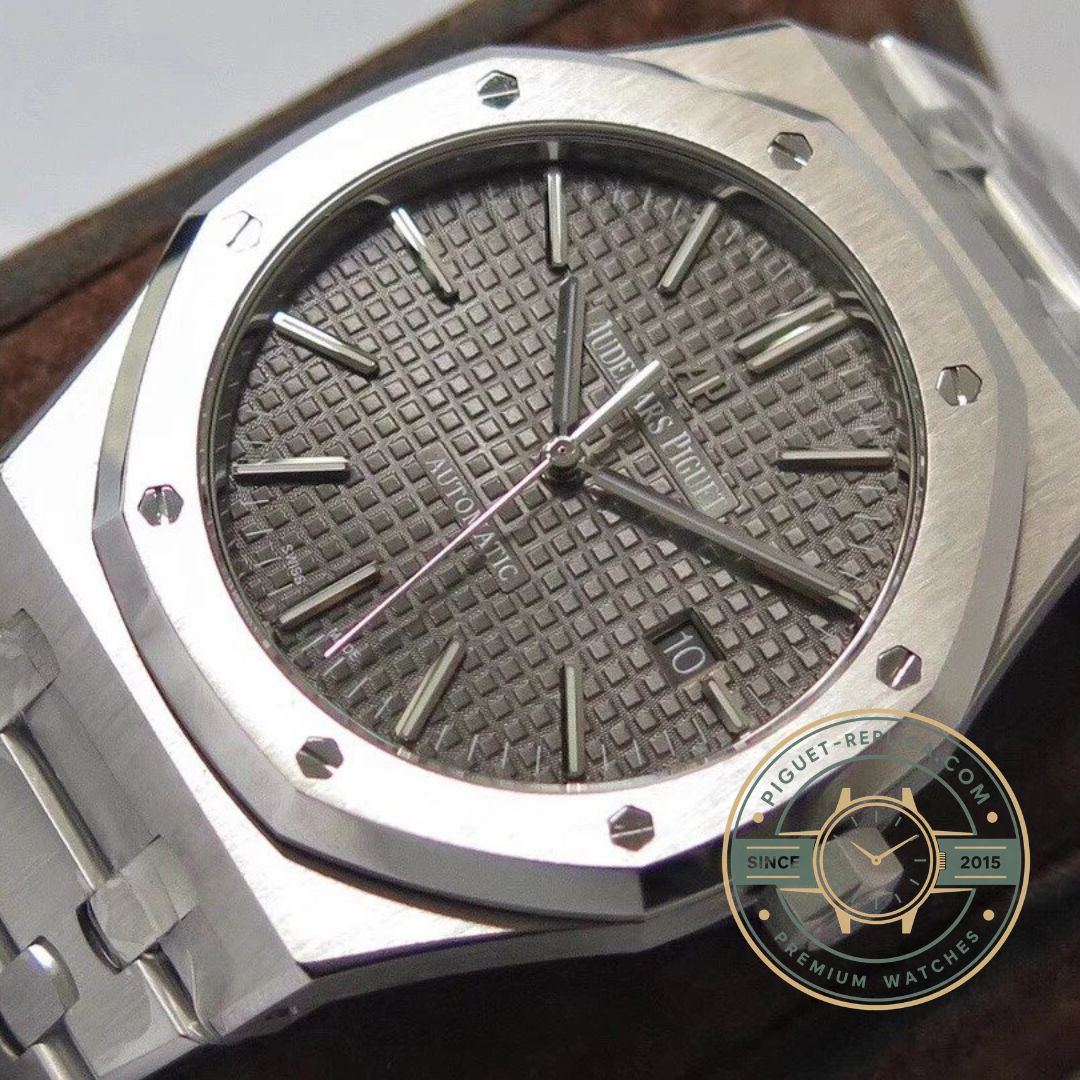 AP Royal Oak 15400ST super clone watch featuring automatic movement and premium details