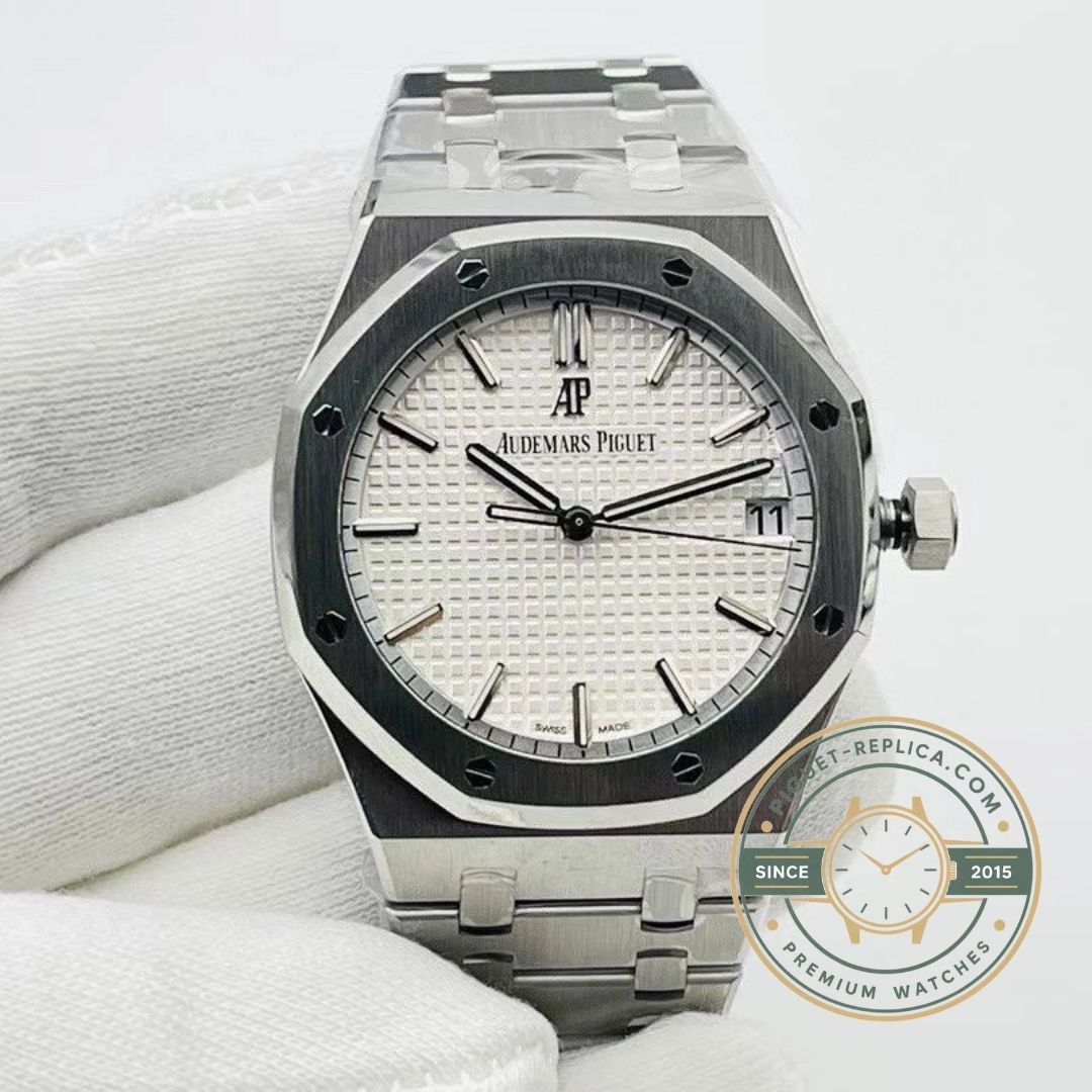 Audemars Piguet Royal Oak 15500ST white dial replica watch with stainless steel bracelet