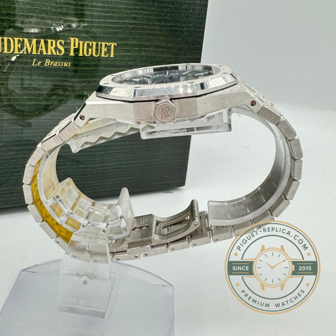 Audemars Piguet Royal Oak blue Tapisserie dial 15410BC replica watch