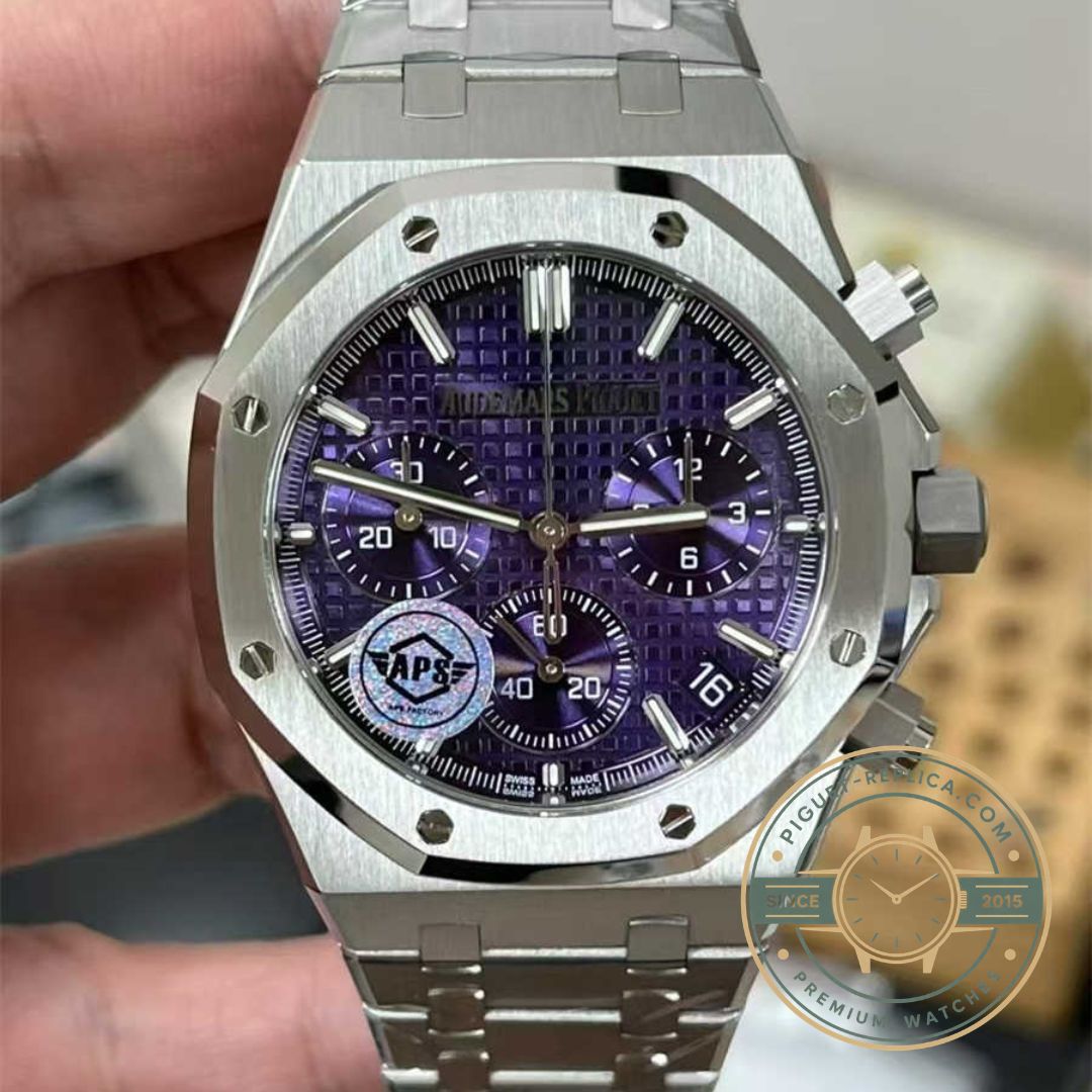 AP Royal Oak replica 26240BC automatic chronograph with date and small seconds