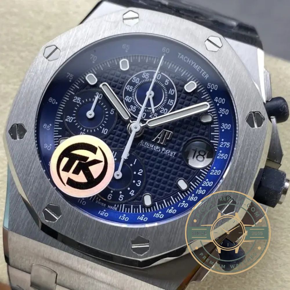 Royal Oak Offshore replica watch featuring a 44mm stainless steel case, deep blue dial and octagonal bezel