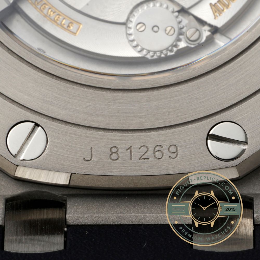 Replica Royal Oak Offshore 44mm titanium grey watch side view