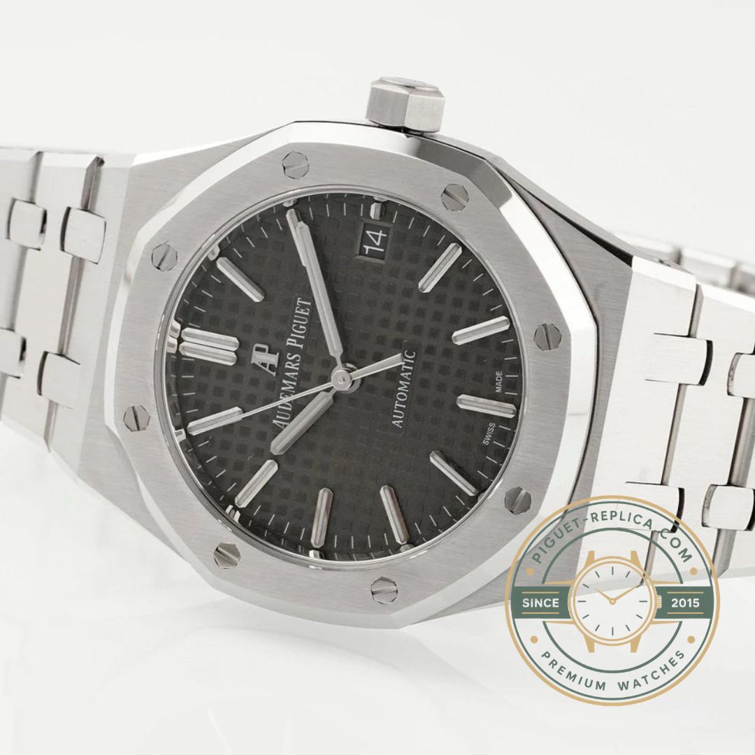 Audemars Piguet Royal Oak 15450ST replica CAL.4302 integrated movement display