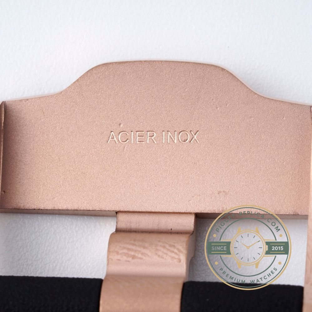 Audemars Piguet Royal Oak Offshore 26405CE replica with an automatic chronograph and black ceramic case