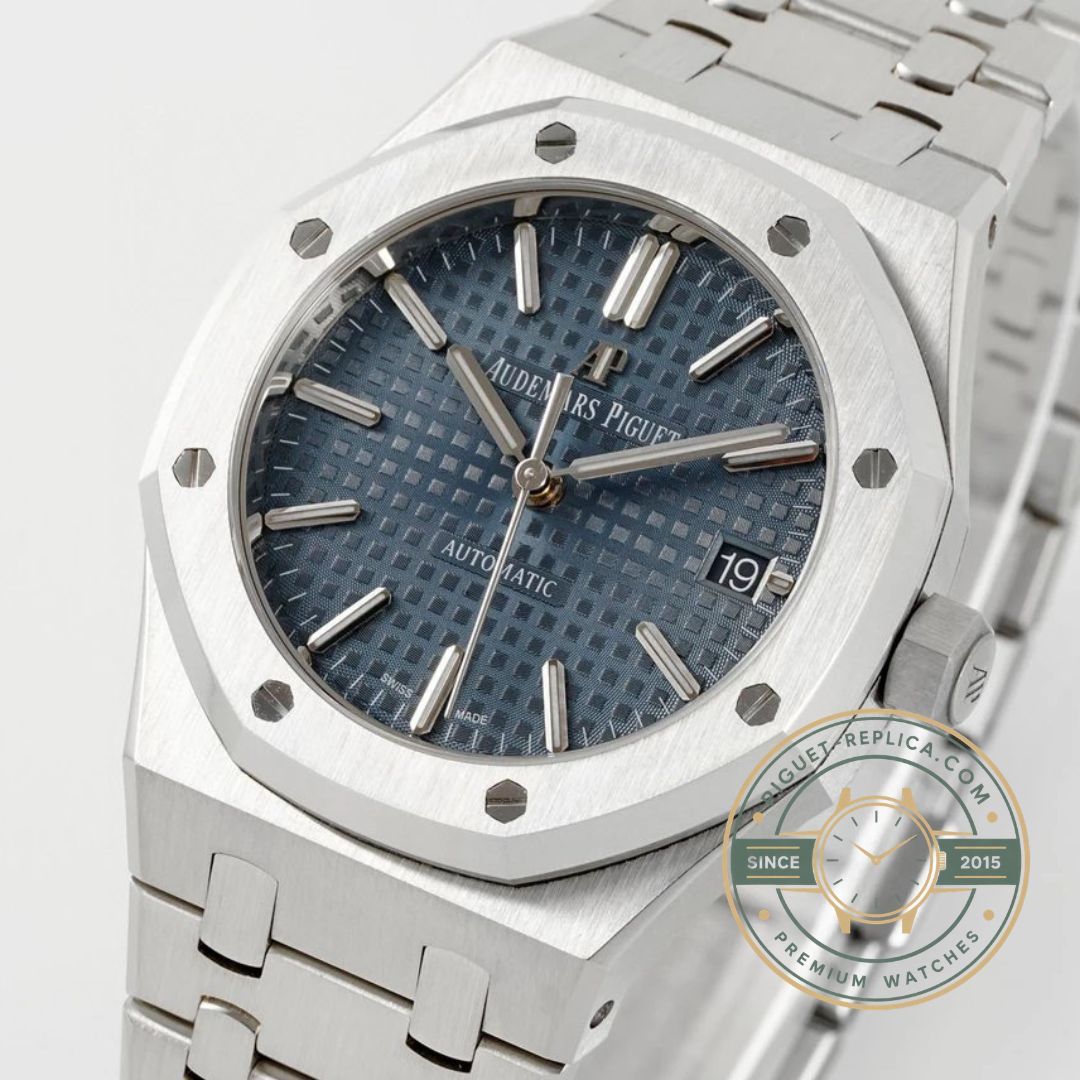 APS Royal Oak 15450ST automatic movement exhibition case back view