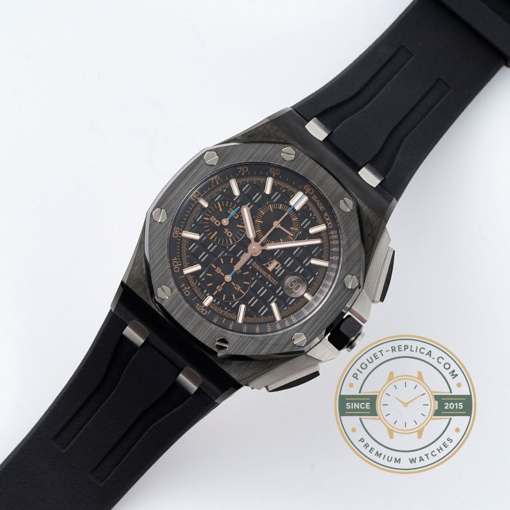 Royal Oak Offshore super clone 26405CE with a black ceramic bezel, black dial and rubber strap