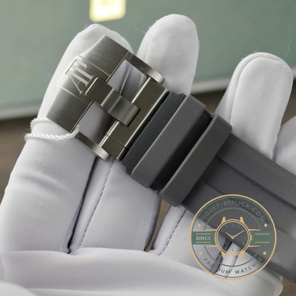 Audemars Piguet replica watch Royal Oak Offshore black dial with Swiss replica movement