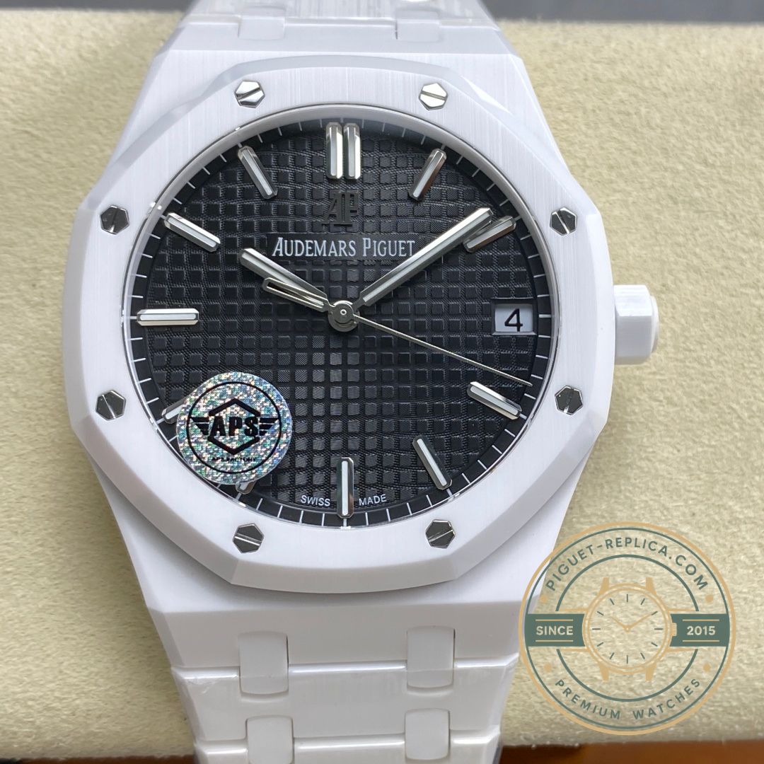Audemars Piguet Royal Oak 15500 41mm replica with black ceramic case
