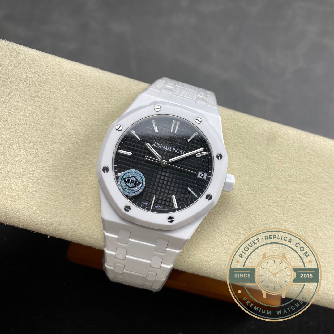 Audemars Piguet Royal Oak 15500 all-black ceramic replica watch