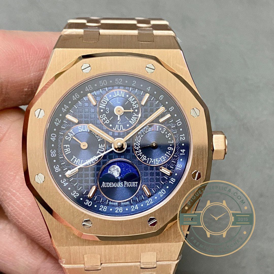 Super clone Royal Oak 26574OR replica showing moon phase and calendar functions