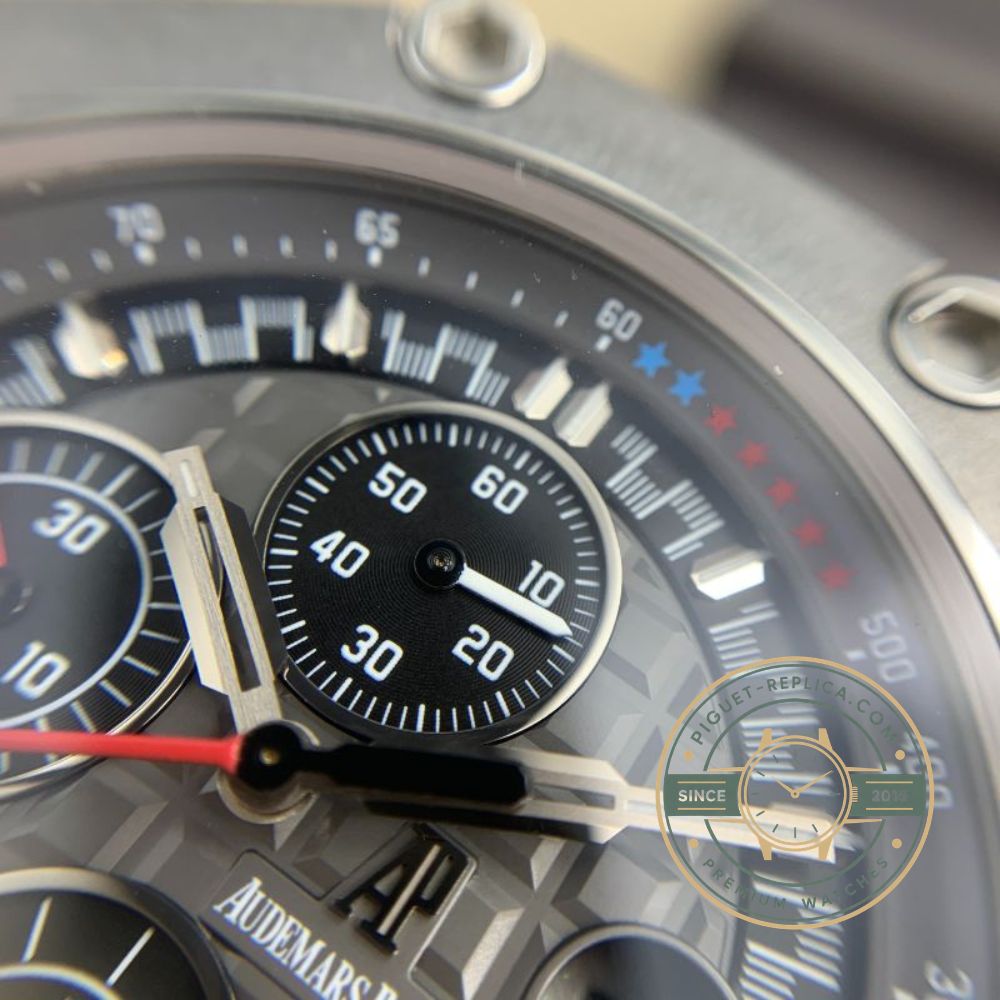 Royal Oak Offshore replica 26568IM featuring a 44mm titanium case and black rubber strap