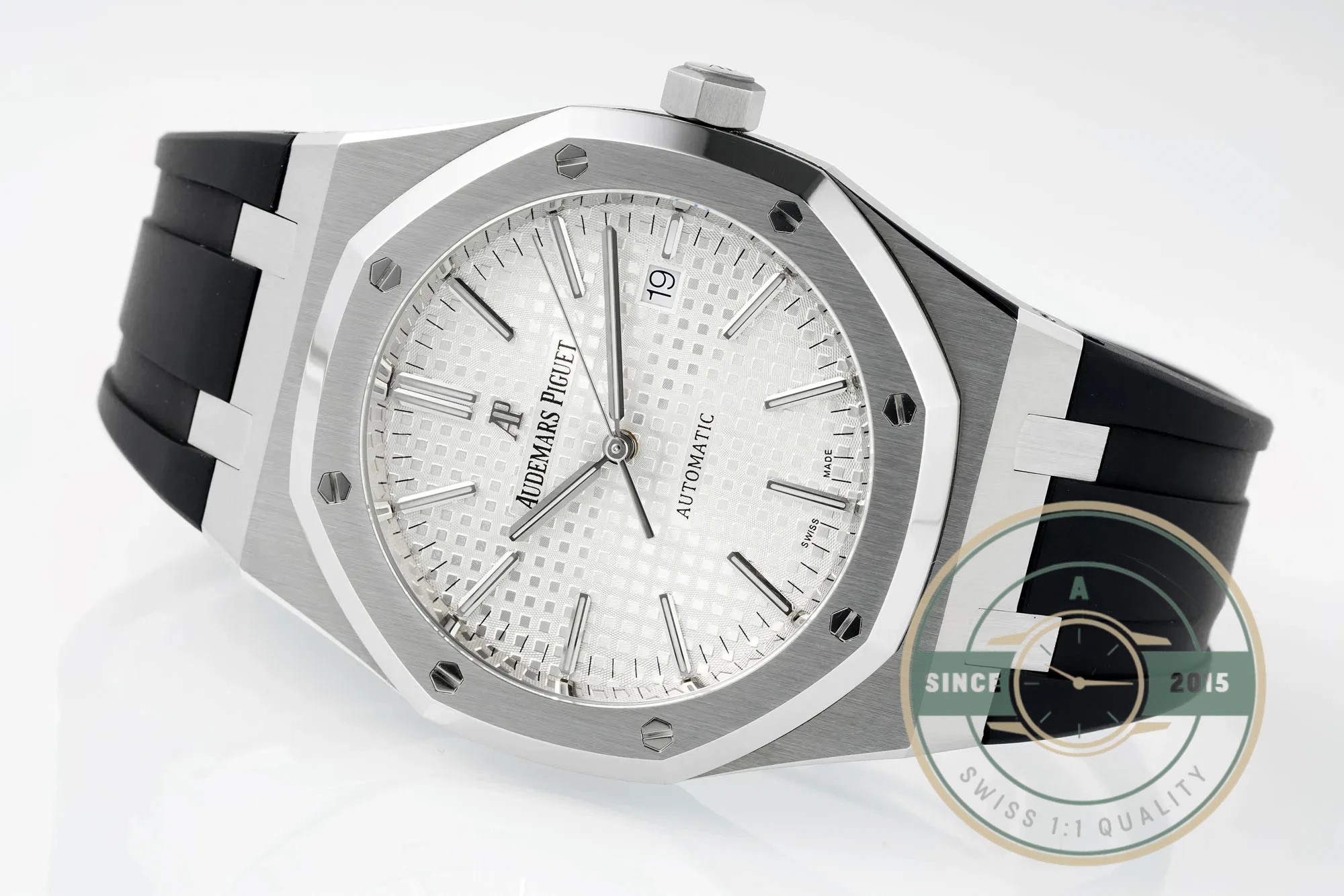 Audemars Piguet Royal Oak White Rubber 15400ST.OO.1220ST.02 superclone replica watch