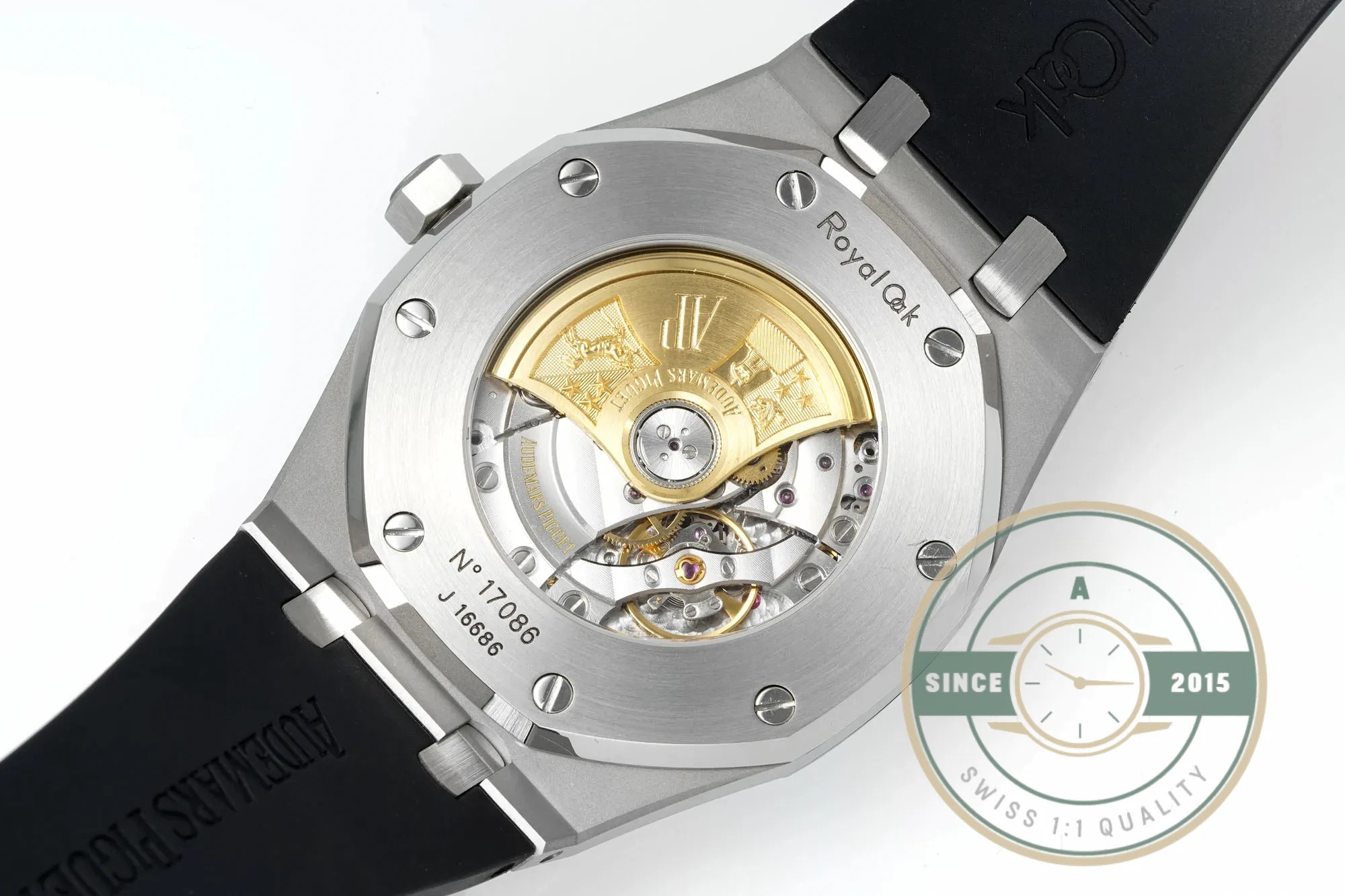 Replica Audemars Piguet Royal Oak 15400ST.OO.1220ST.02 white rubber strap Swiss clone watch