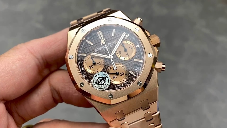 Quality-check video thumbnail of Audemars Piguet Royal Oak 26240 Super Clone Brown Dial